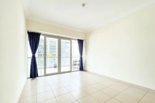 2 Bedrooms Apartment in 8 Boulevard Walk
