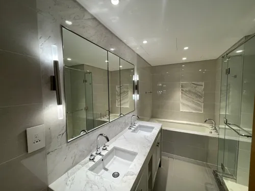 3 Bedrooms Apartment in Opera Grand