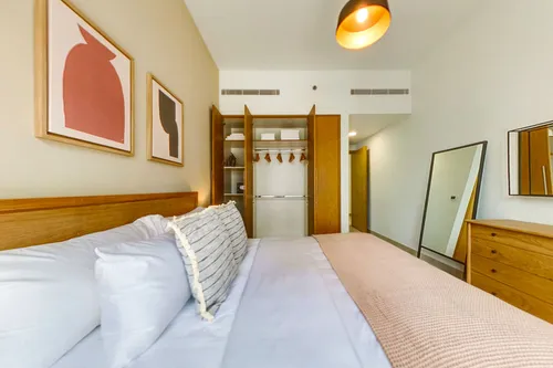 1 Bedroom Apartment in Bellevue Tower 1
