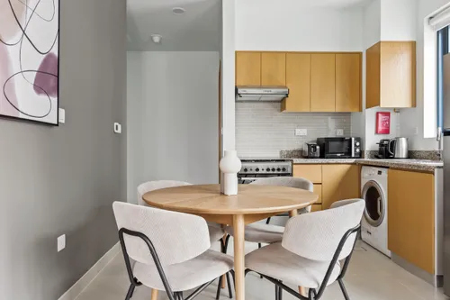 1 Bedroom Apartment in Bellevue Tower 1