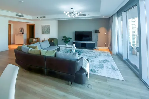 3 Bedrooms Apartment in Opera Grand