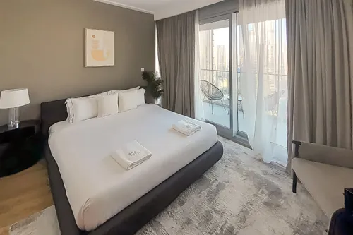 3 Bedrooms Apartment in Opera Grand