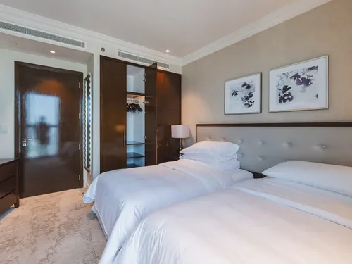 3 Bedrooms Apartment in The Address Residence Fountain Views 1