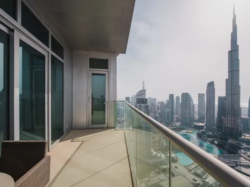 3 Bedrooms Apartment in The Address Residence Fountain Views 1