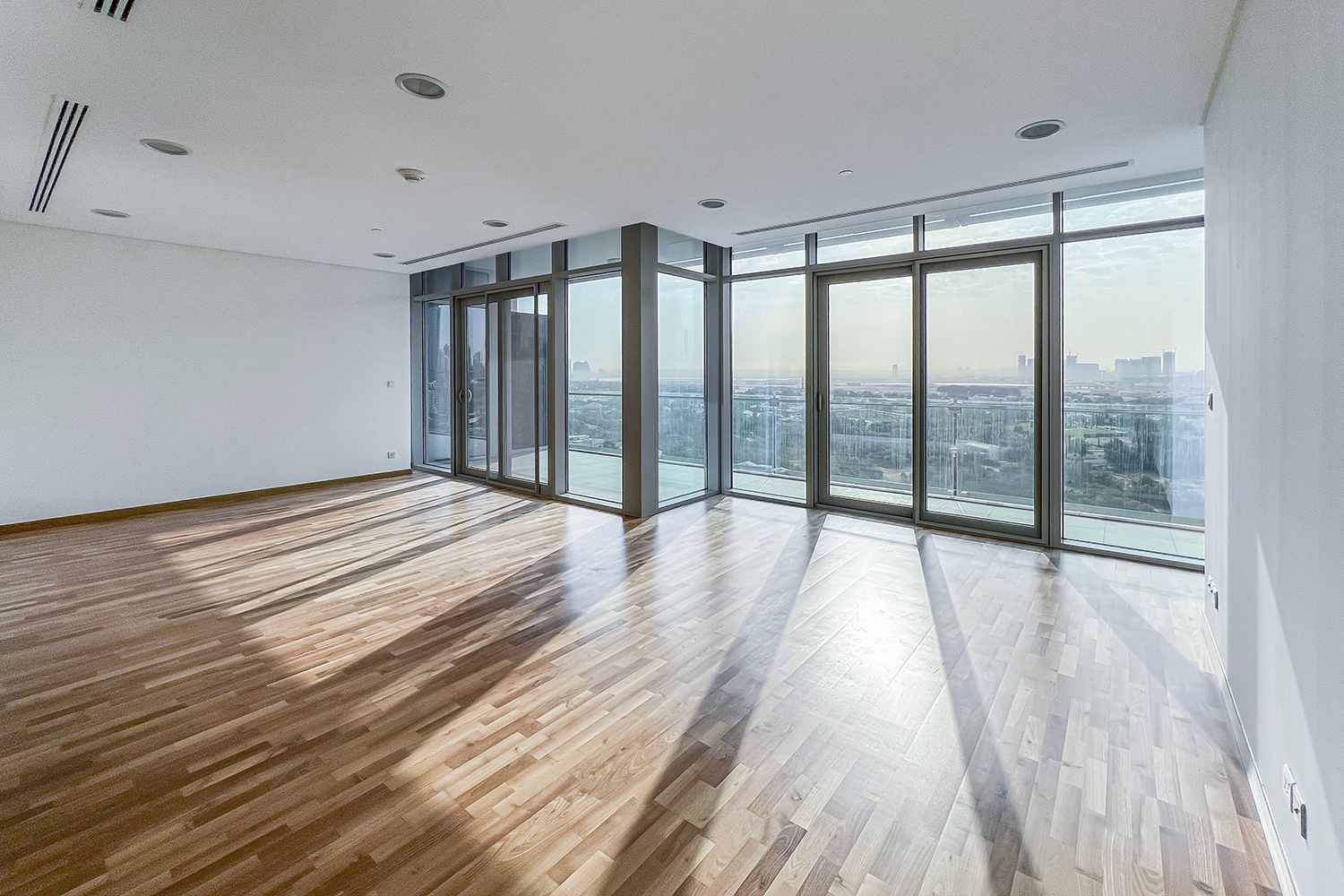 2 Bedrooms Apartment in Burj Daman