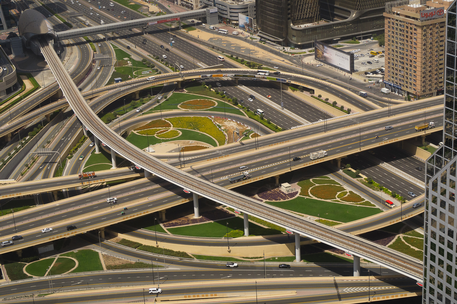 3 Bedrooms Apartment in Central Park Residential Tower