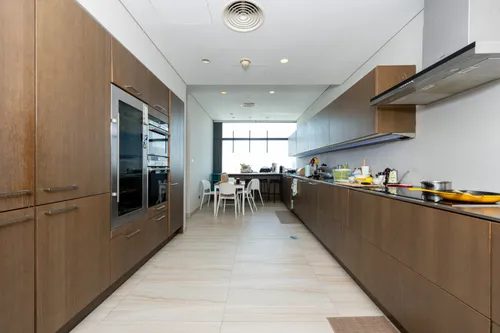 3 Bedrooms Apartment in Index Tower