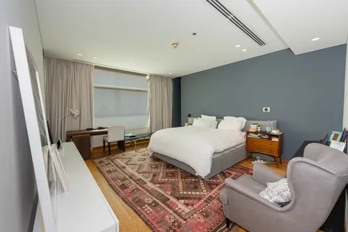 3 Bedrooms Apartment in Index Tower