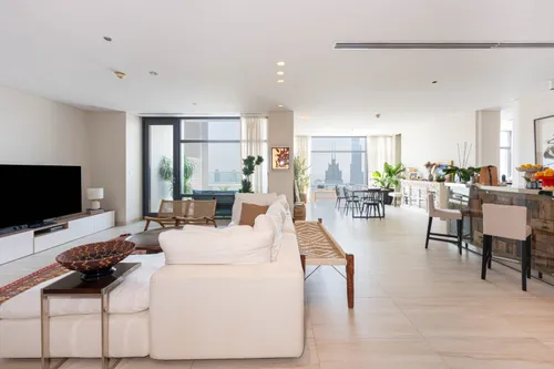 3 Bedrooms Apartment in Index Tower