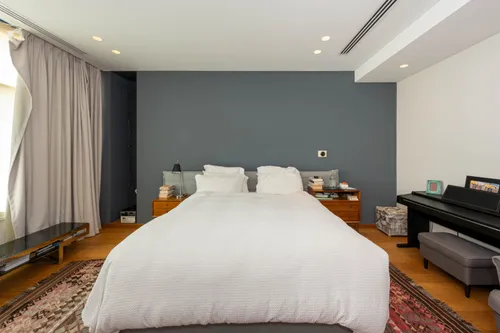 3 Bedrooms Apartment in Index Tower