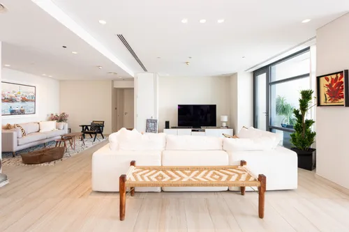 3 Bedrooms Apartment in Index Tower