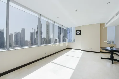 2 Bedrooms Apartment in Sky Gardens