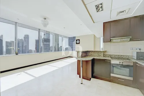 2 Bedrooms Apartment in Sky Gardens