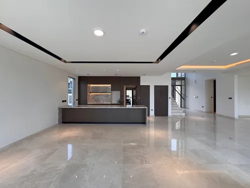 5 Bedrooms Villa in Golf Place 2