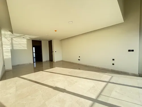 5 Bedrooms Villa in Golf Place 2