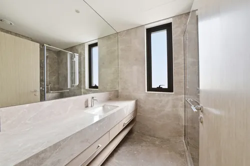 5 Bedrooms Villa in Golf Place 2