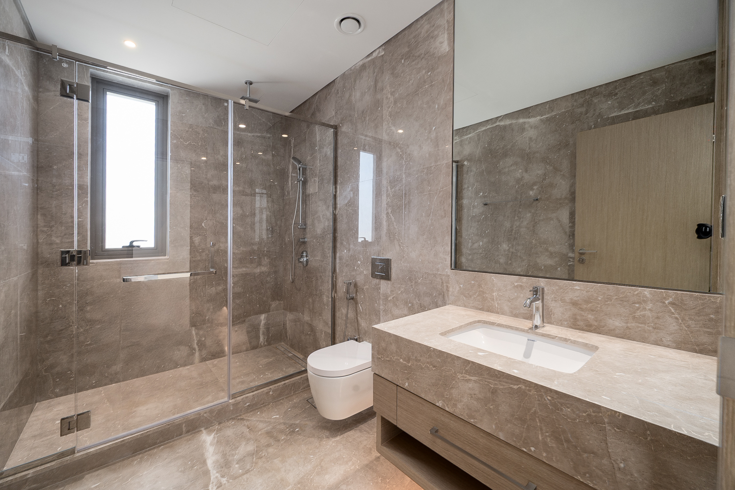 5 Bedrooms Villa in Golf Place 2