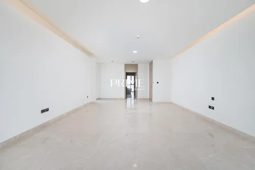 5 Bedrooms Villa in Golf Place 2