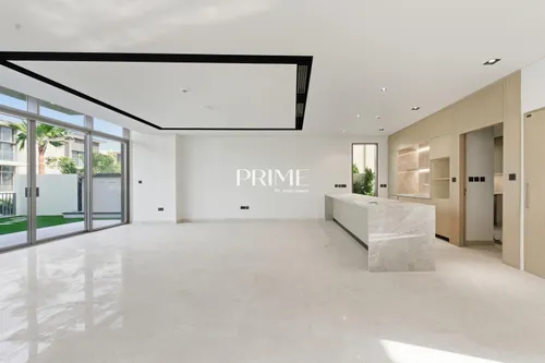 5 Bedrooms Villa in Golf Place 2