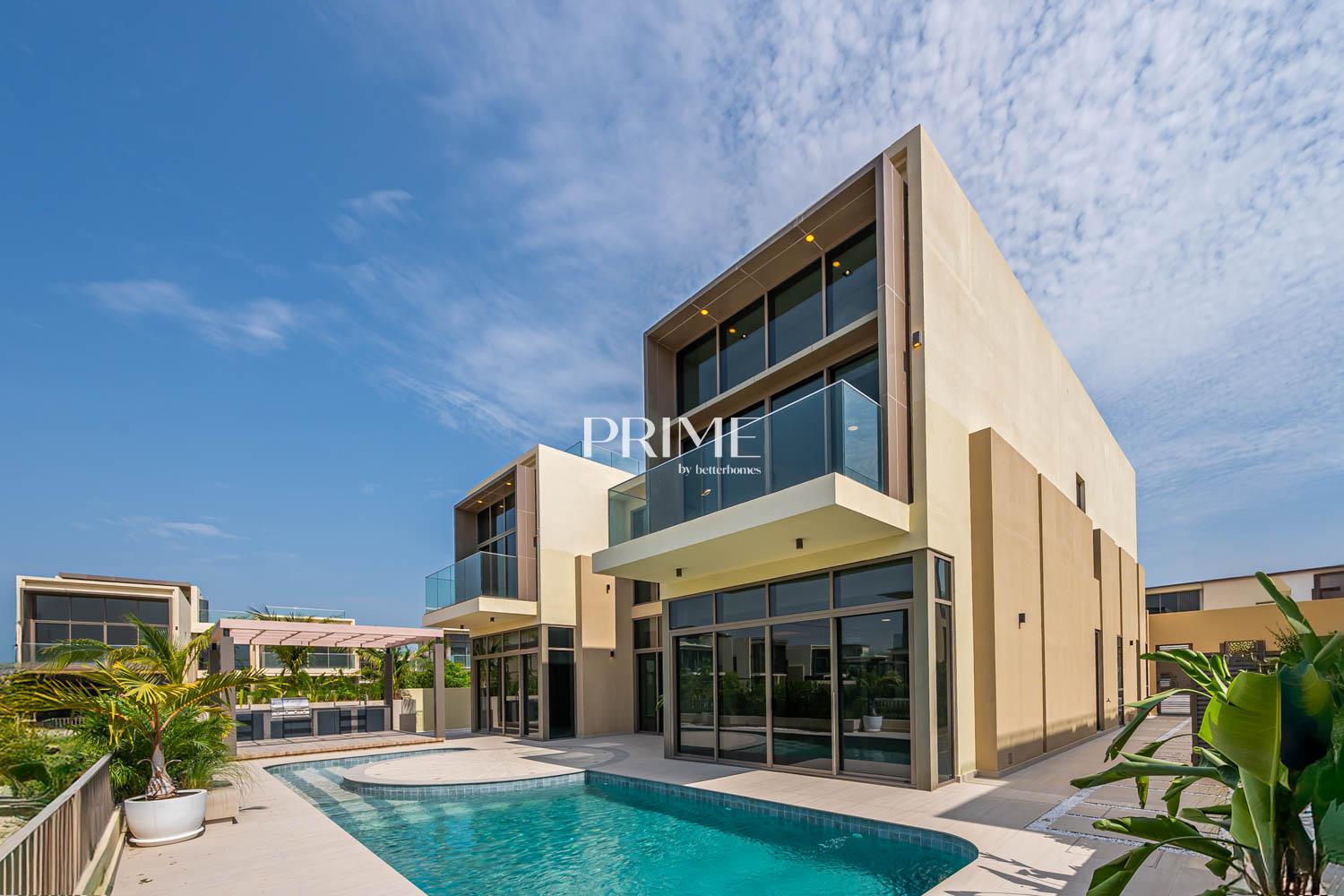 Corner Unit | Private Pool | Brand New