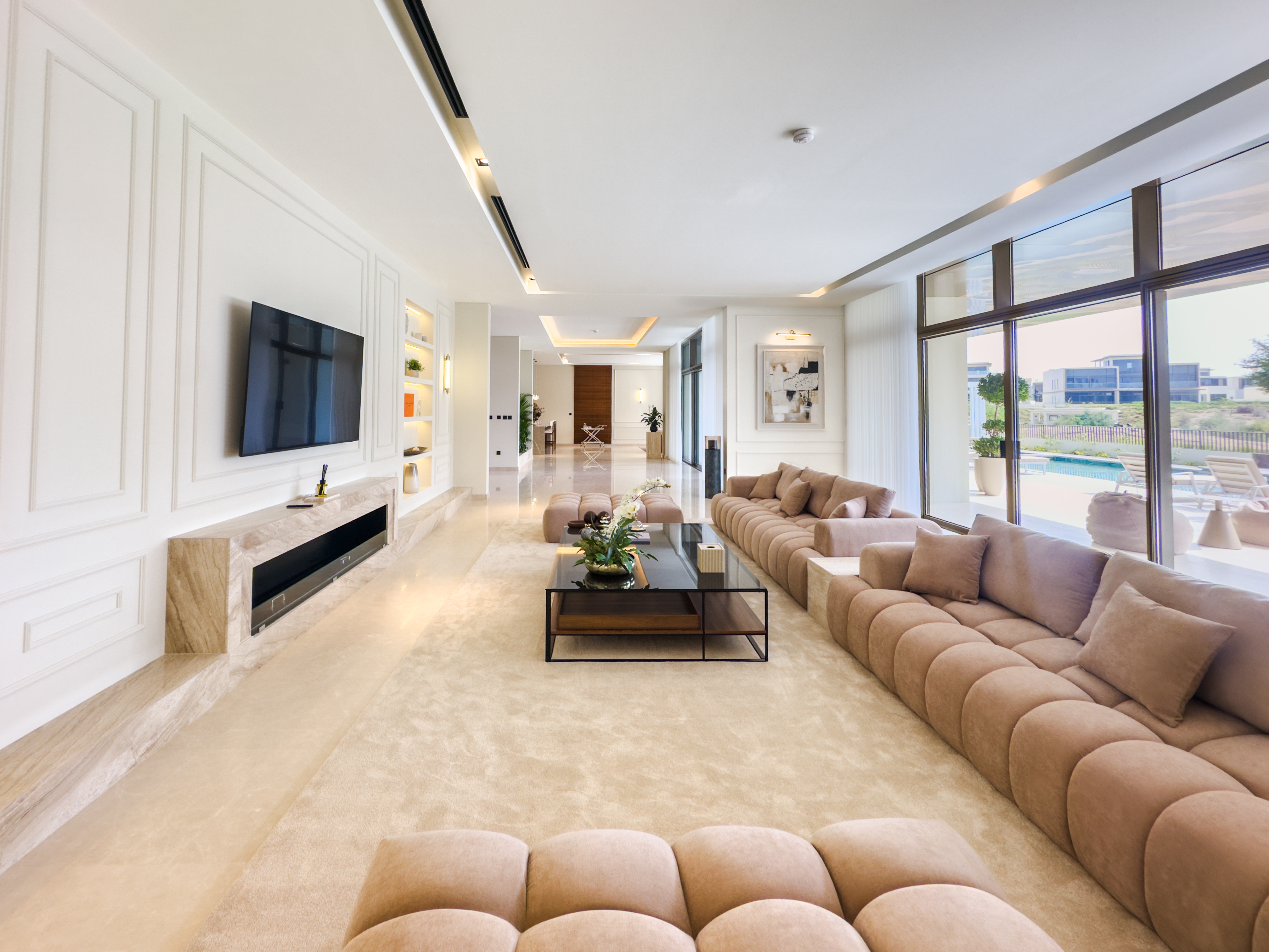 6 Bedrooms Villa in Golf Place 2