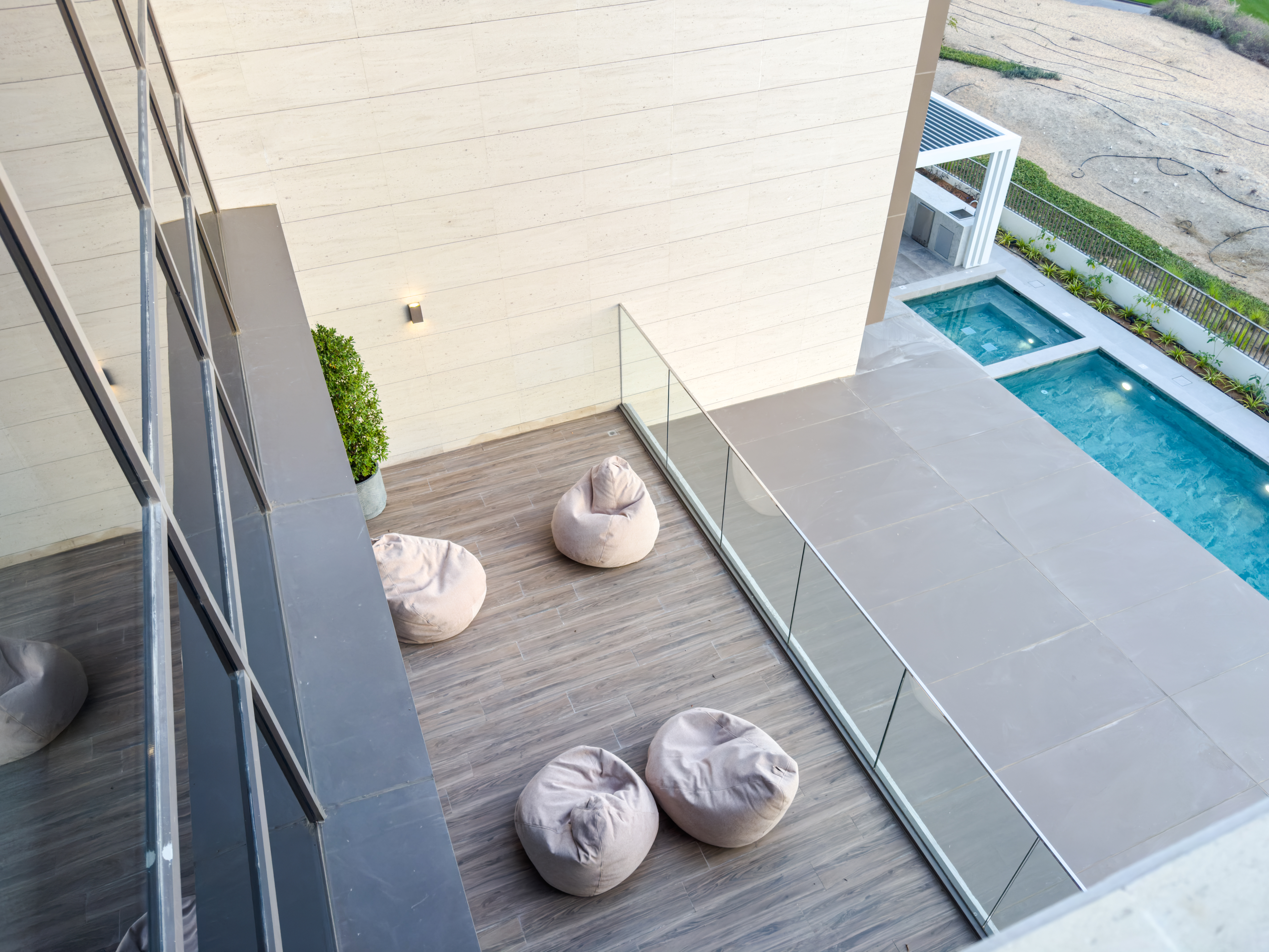 6 Bedrooms Villa in Golf Place 2