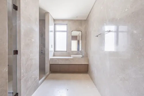 6 Bedrooms Villa in Golf Place 2