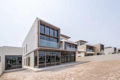 6 Bedrooms Villa in Golf Place 2