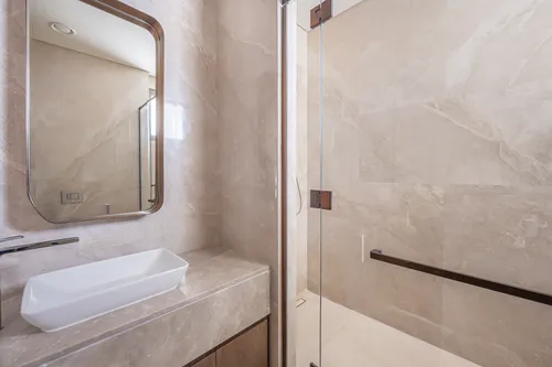 6 Bedrooms Villa in Golf Place 2