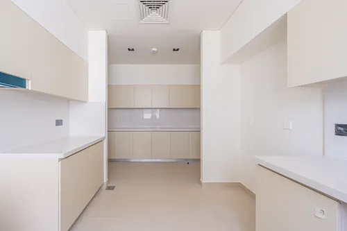 6 Bedrooms Villa in Golf Place 2