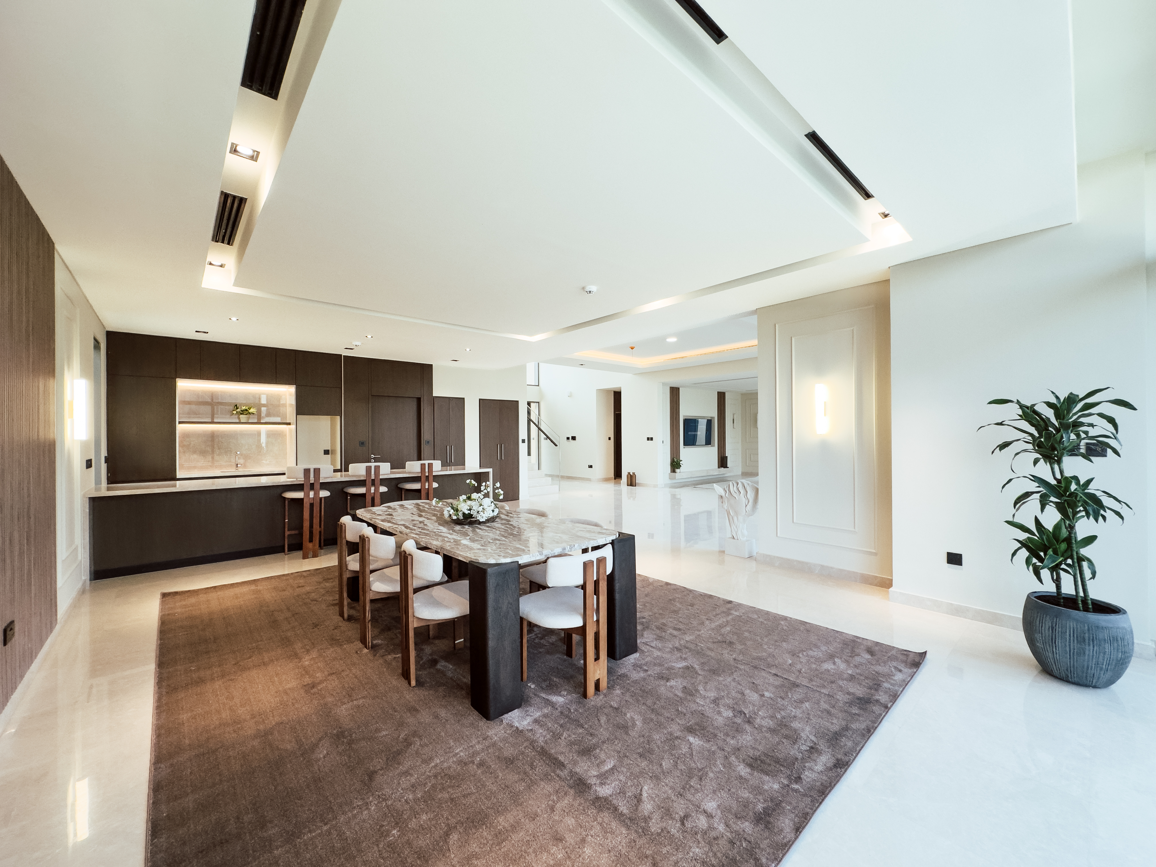 5 Bedrooms Villa in Golf Place 2