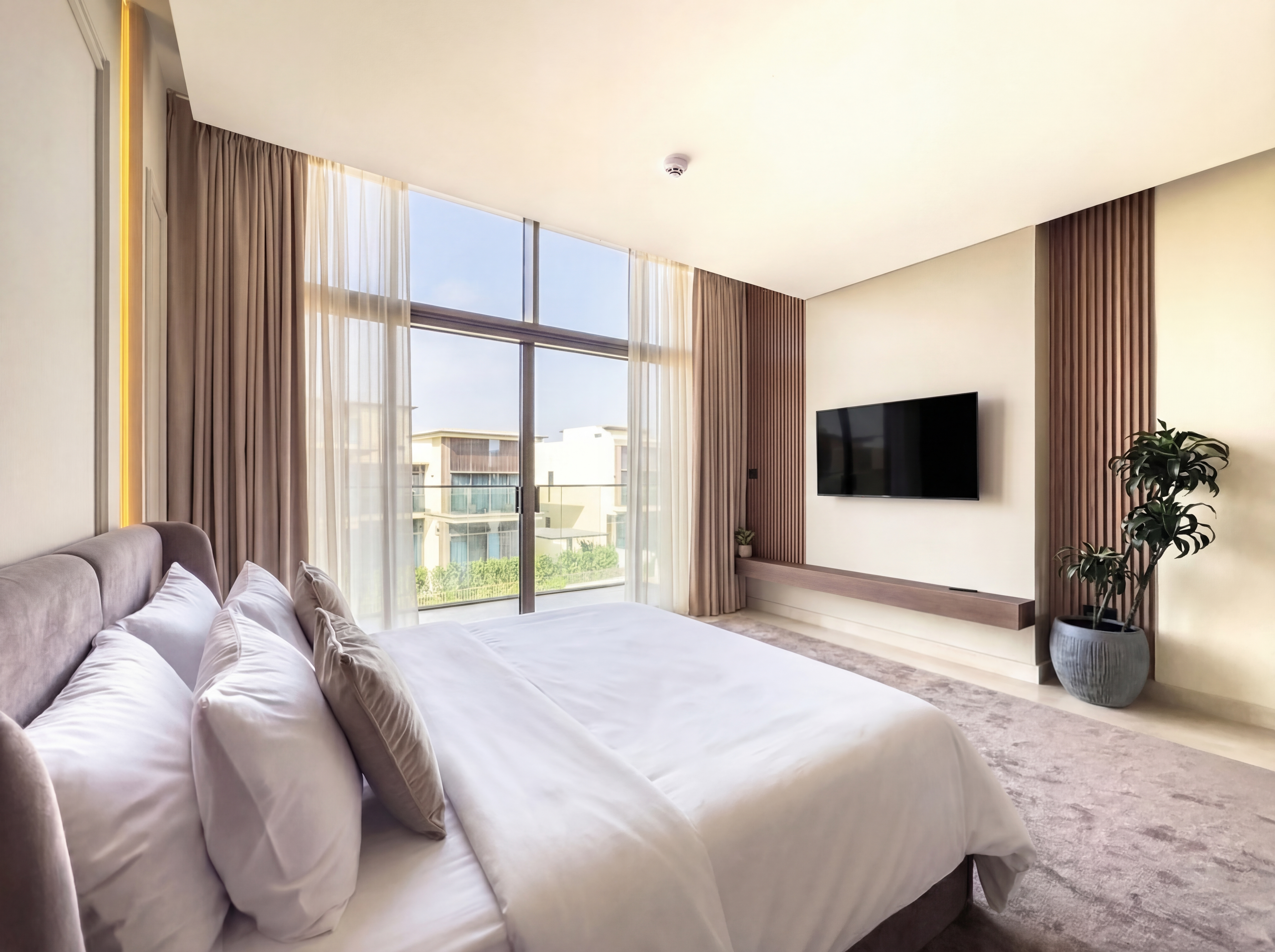 5 Bedrooms Villa in Golf Place 2