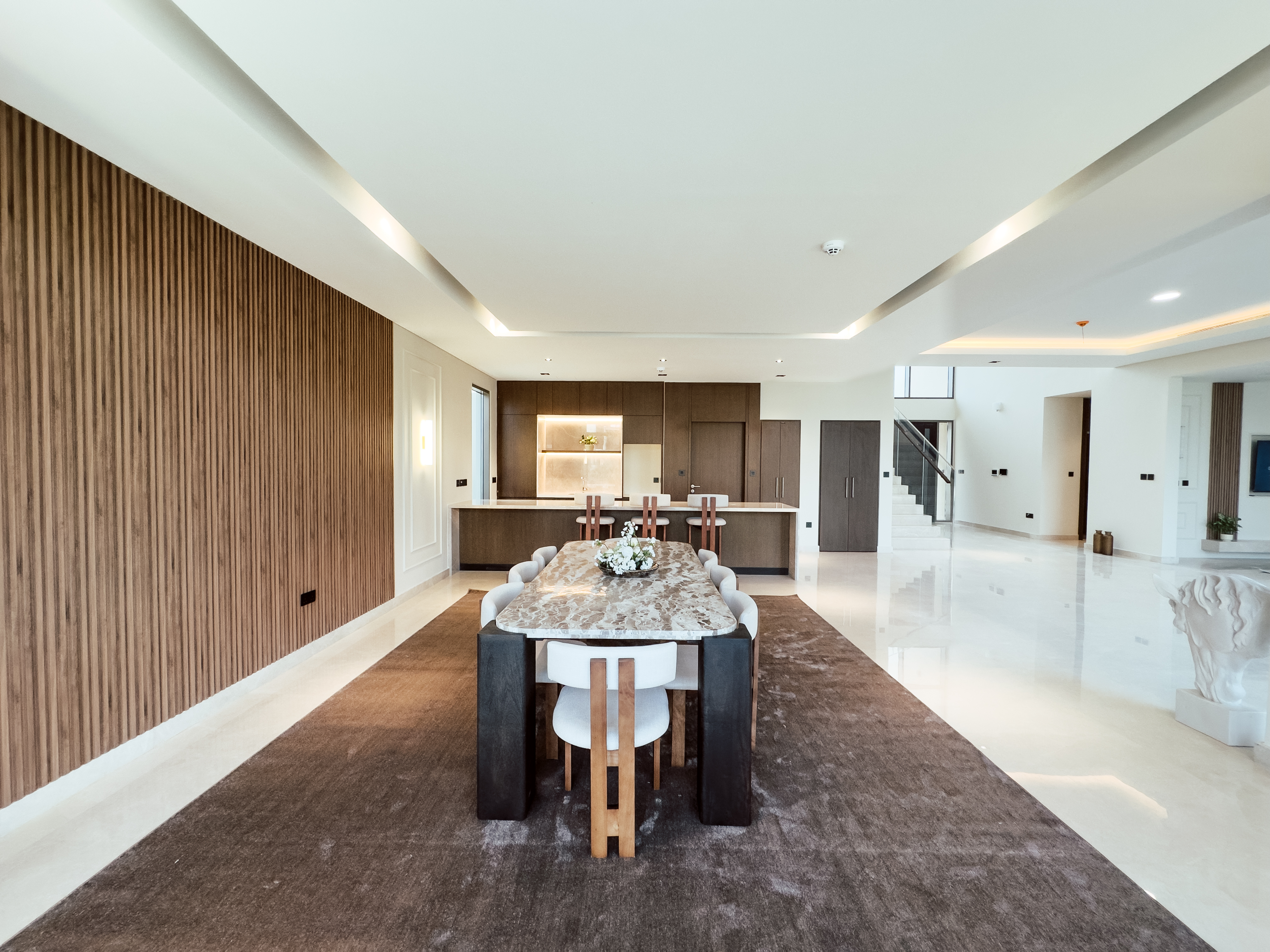 5 Bedrooms Villa in Golf Place 2