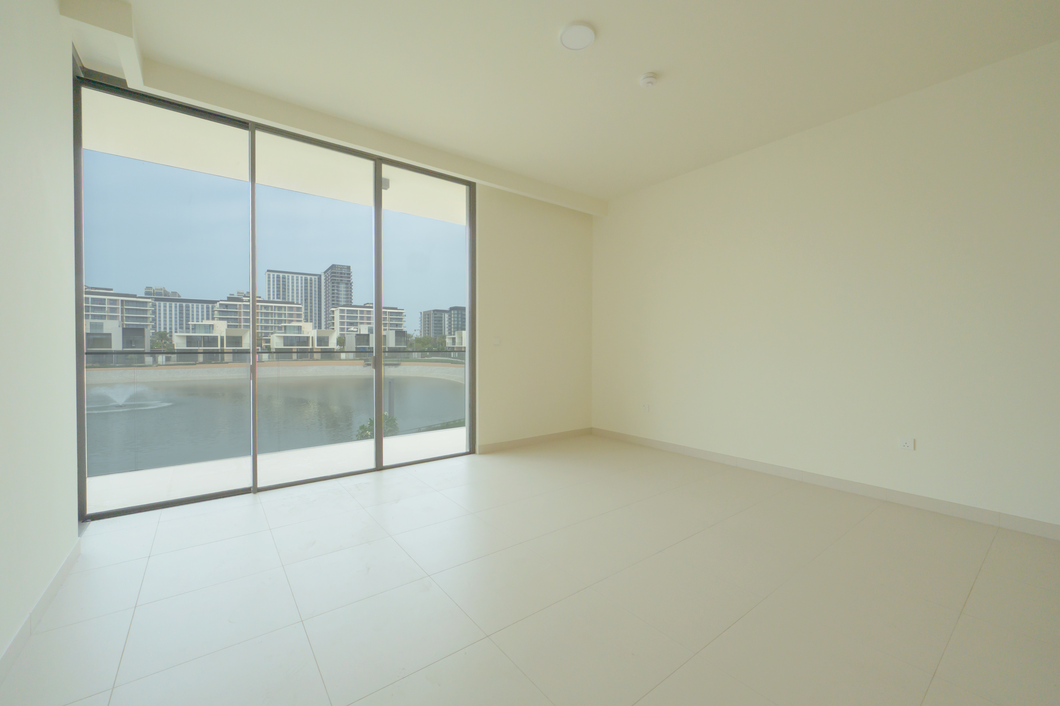 5 Bedrooms Villa in Address Hillcrest