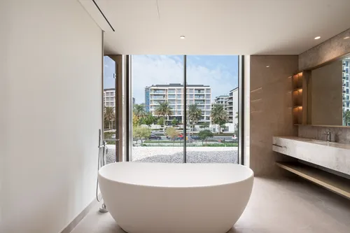 5 Bedrooms Villa in Address Hillcrest