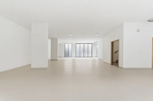 5 Bedrooms Villa in Address Hillcrest