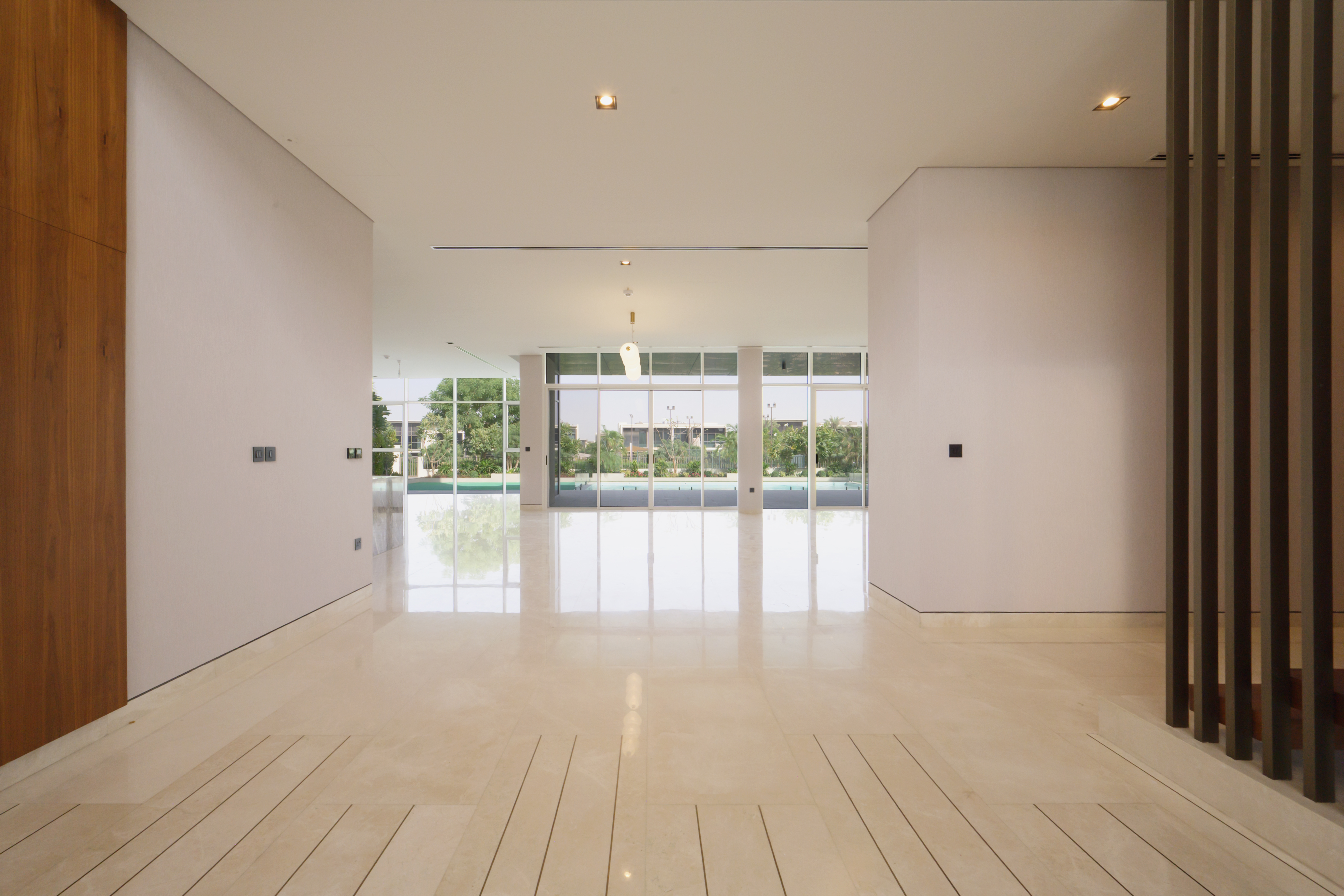 6 Bedrooms Villa in Golf Place 1