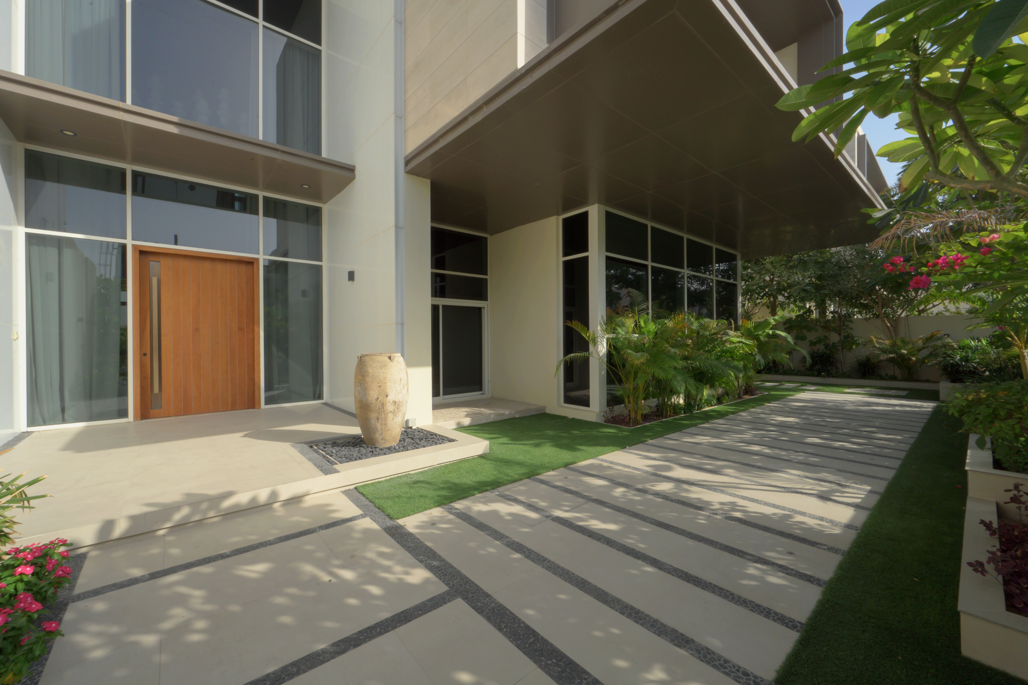 6 Bedrooms Villa in Golf Place 1