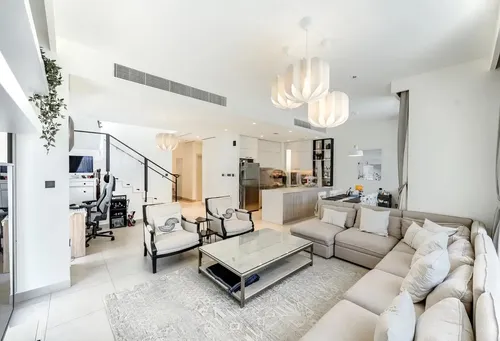 3 Bedrooms Townhouse in Golf Grove