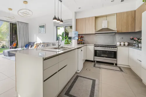 5 Bedrooms Villa in Sidra Villas II