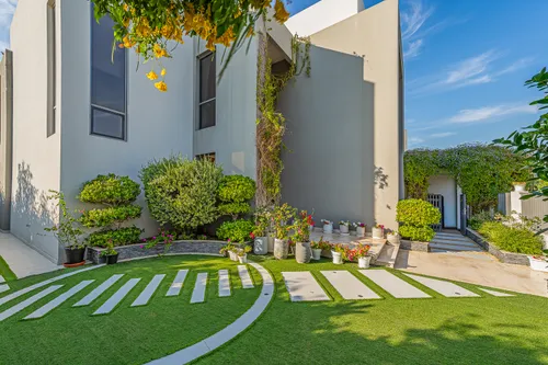 5 Bedrooms Villa in Sidra Villas II