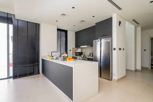 4 Bedrooms Villa in Golf Grove