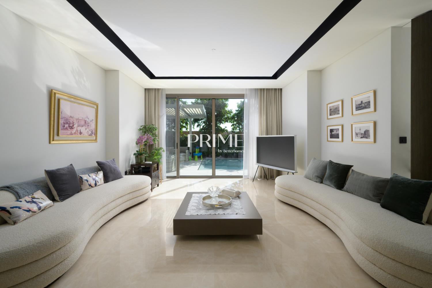 5 Bedrooms Villa in Golf Place 1