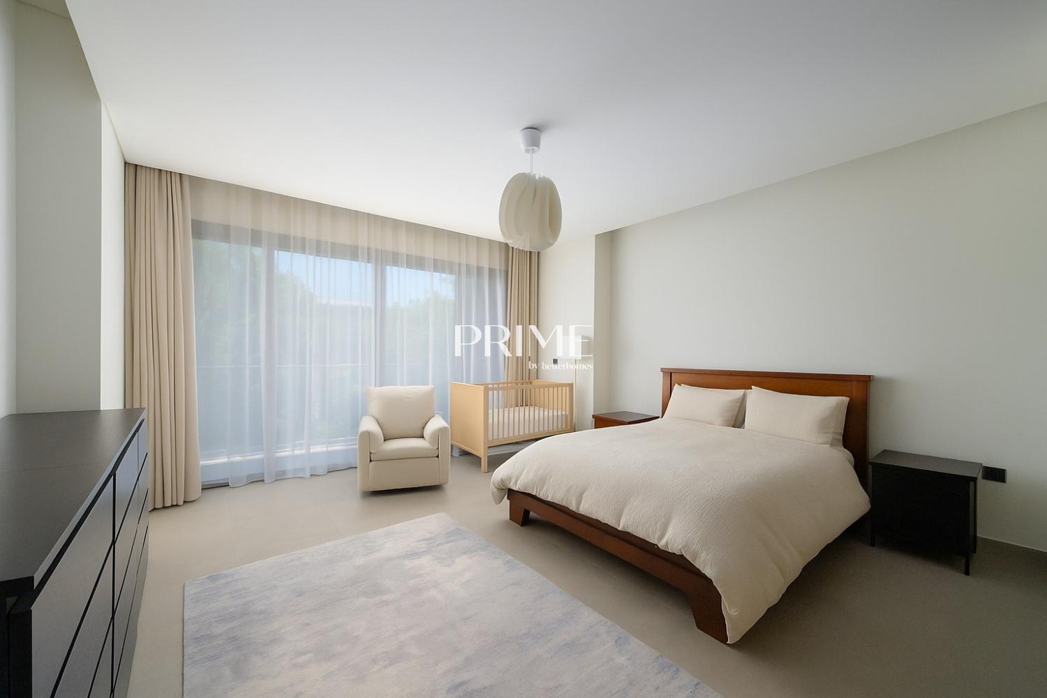 5 Bedrooms Villa in Golf Place 1