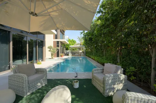 5 Bedrooms Villa in Golf Place 1