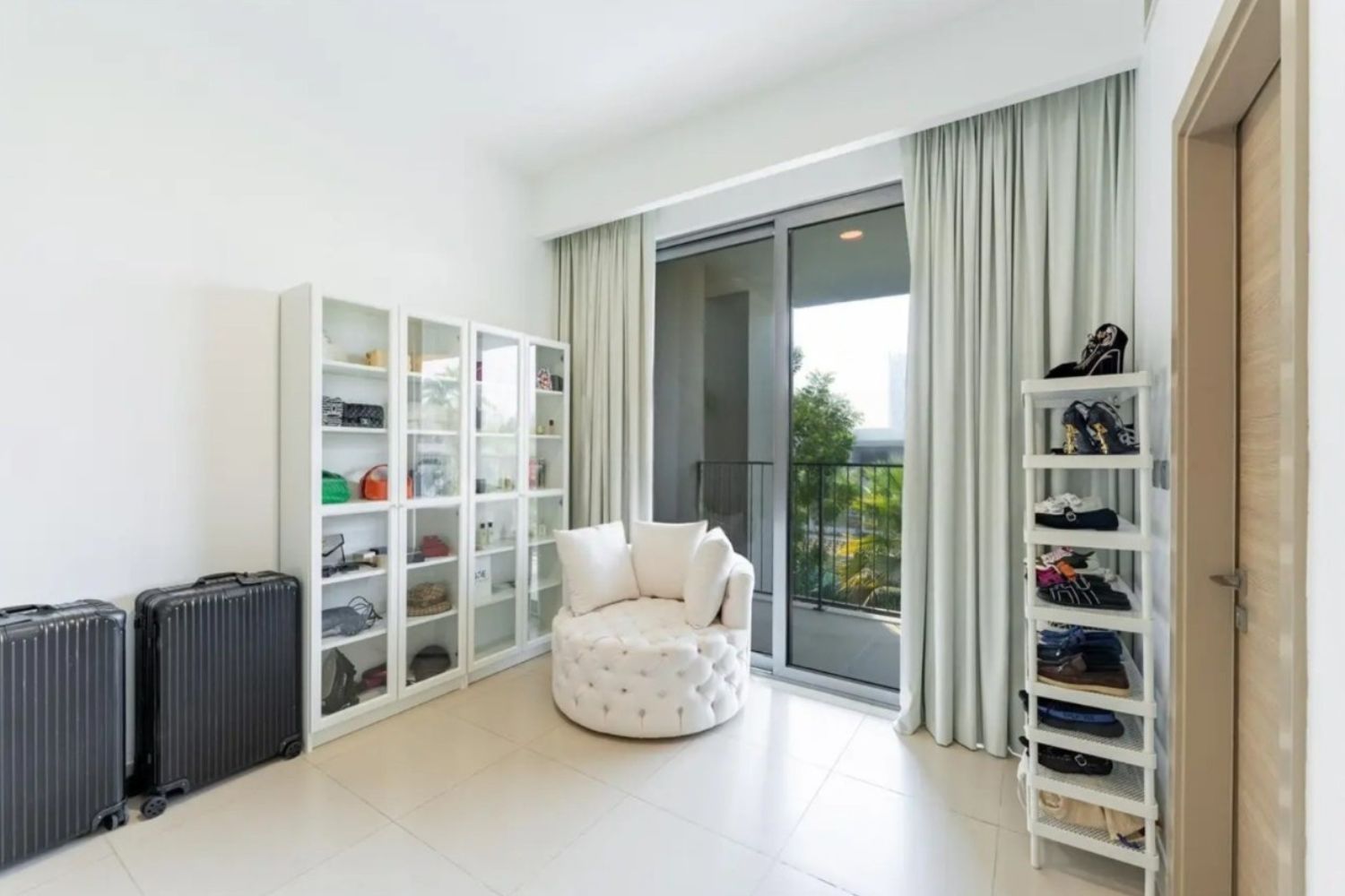 5 Bedrooms Villa in Sidra Villas II