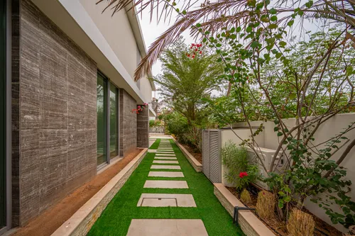 6 Bedrooms Villa in Parkway Vistas