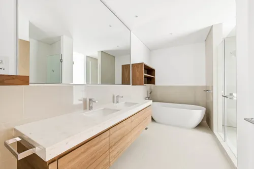 6 Bedrooms Villa in Parkway Vistas