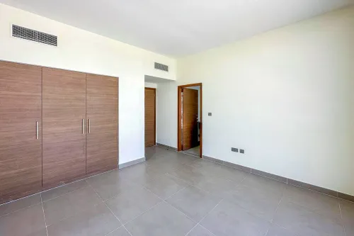 5 Bedrooms Villa in Sidra Villas II