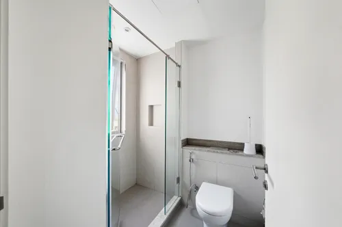 3 Bedrooms Townhouse in Maple 3